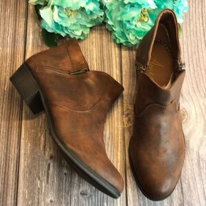 AMERICAN RAG Abby Chocolate Ankle Booties